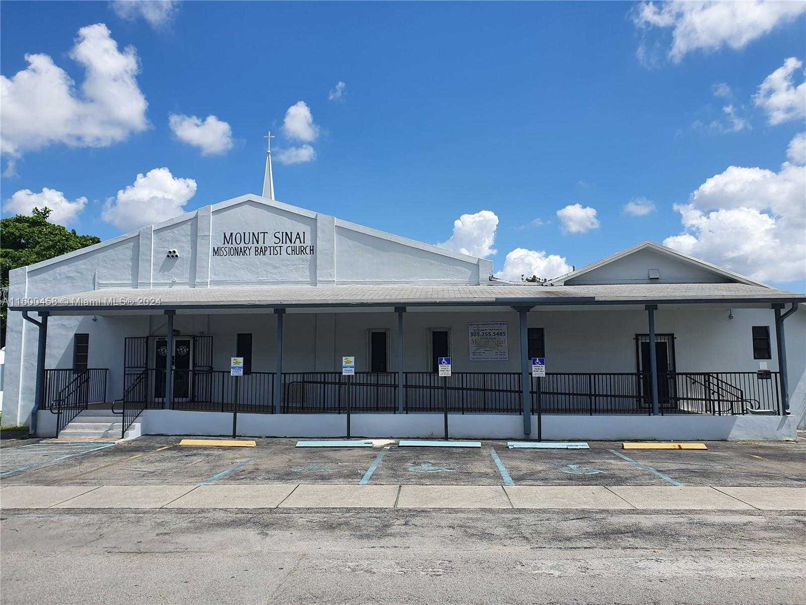 Small Image of 10041 WEST JESSAMINE ST, Miami Number 15