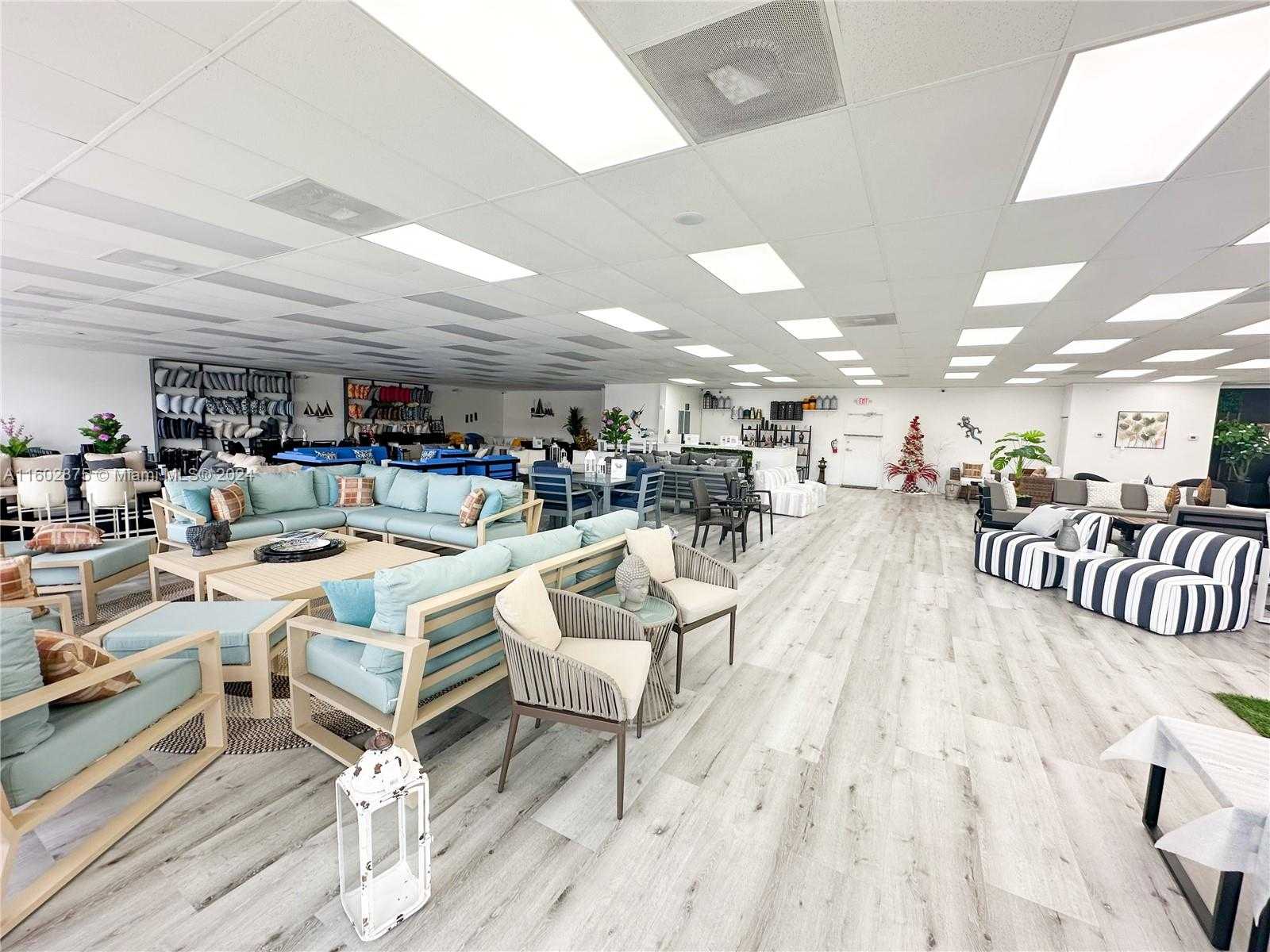 Small Image of 1724 NORTH EAST 163RD ST, North Miami Beach Number 3