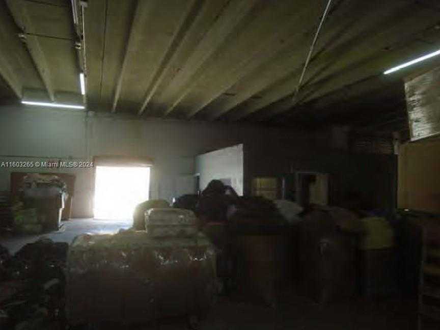 Small Image of 3380 NORTH WEST 69TH ST, Miami Number 11
