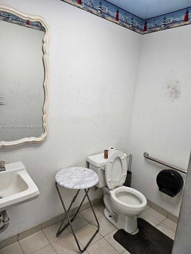 Small Image of 4010 EAST 8TH AVE, Hialeah Number 11