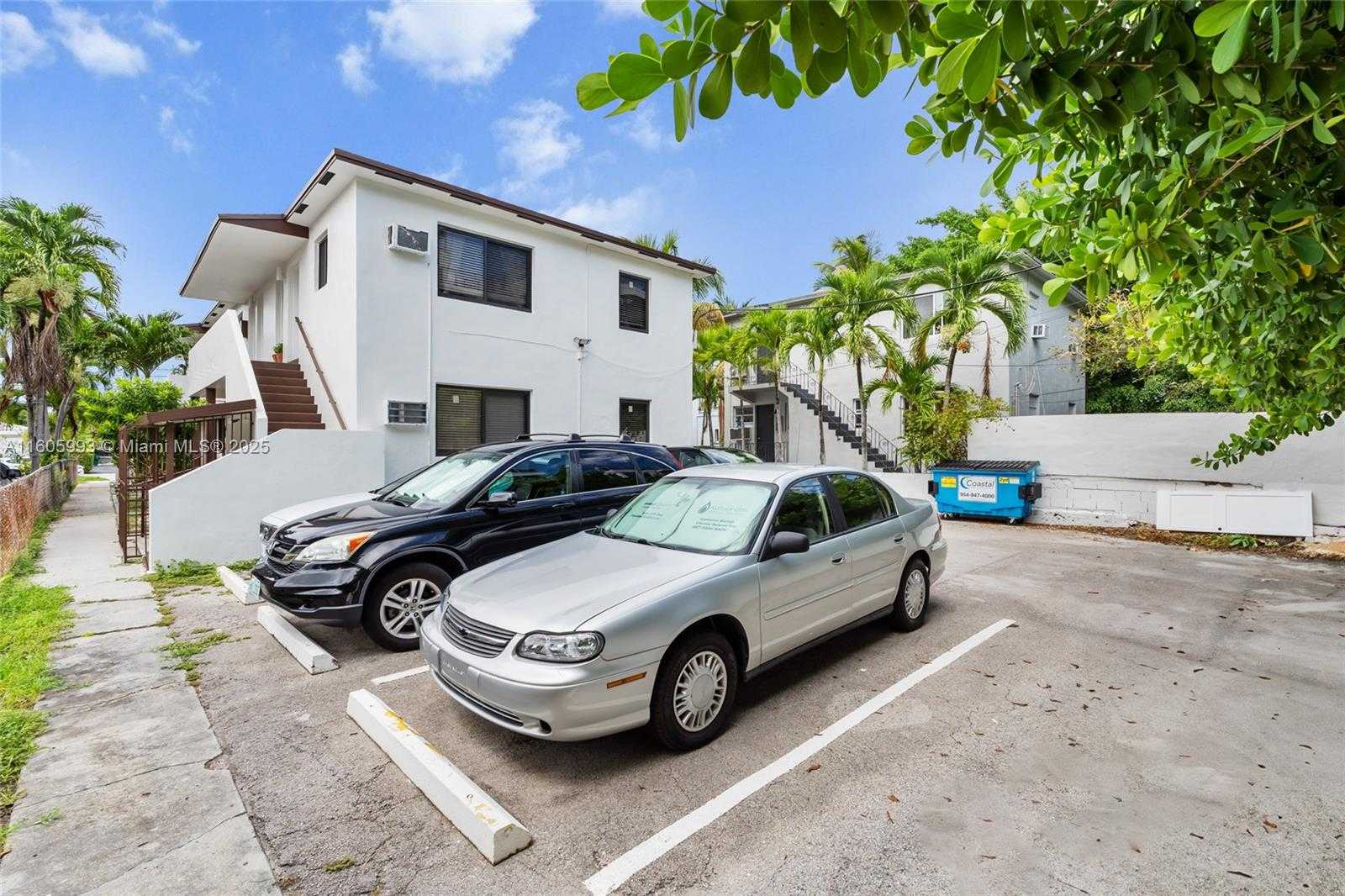 Small Image of 550 SOUTH WEST 10TH ST, Miami Number 18