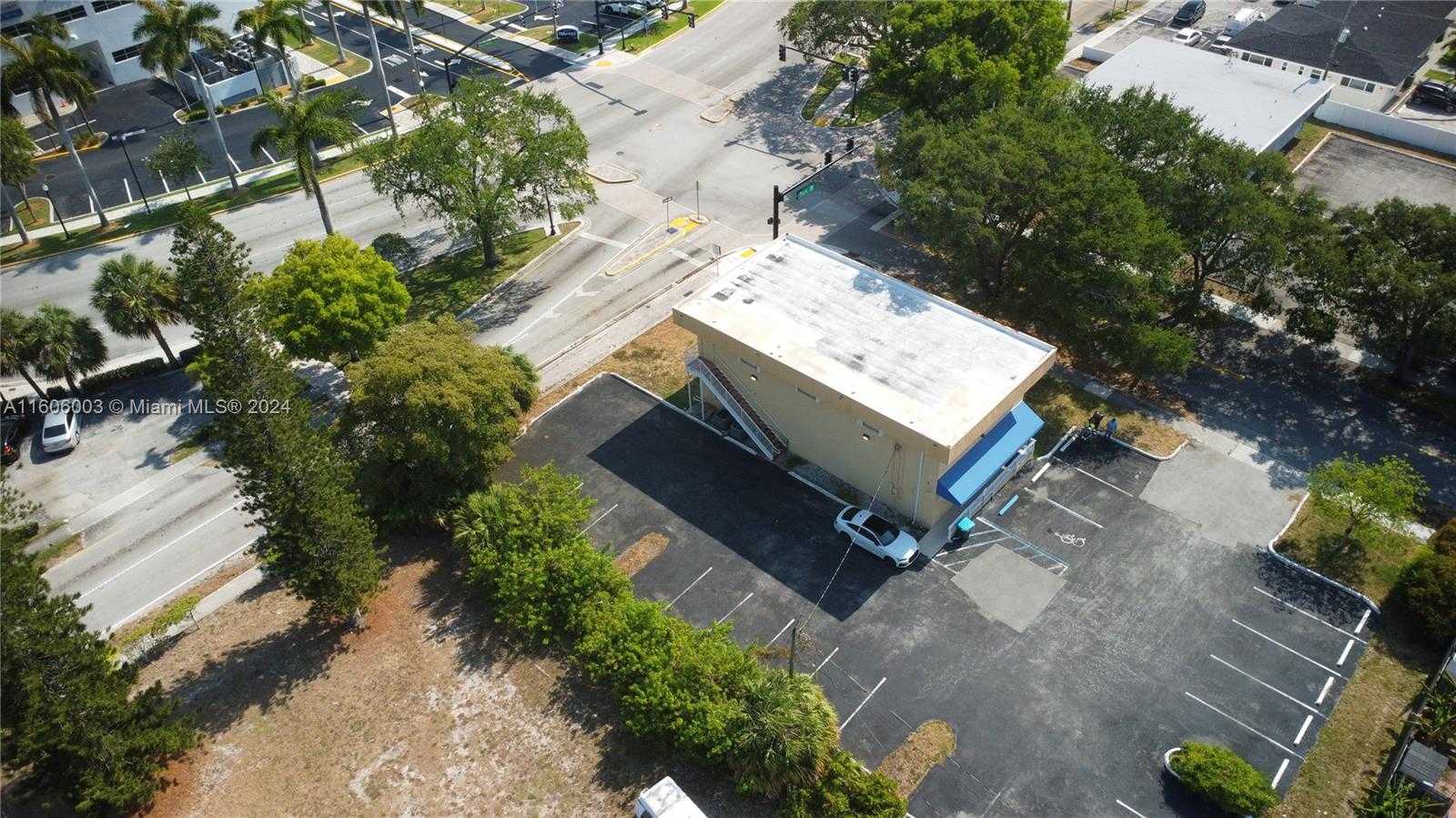 Small Image of 2555, Hollywood Number 2