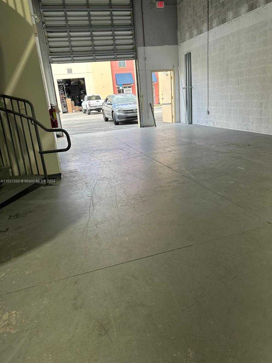 Imagen de Pequeño Objeto