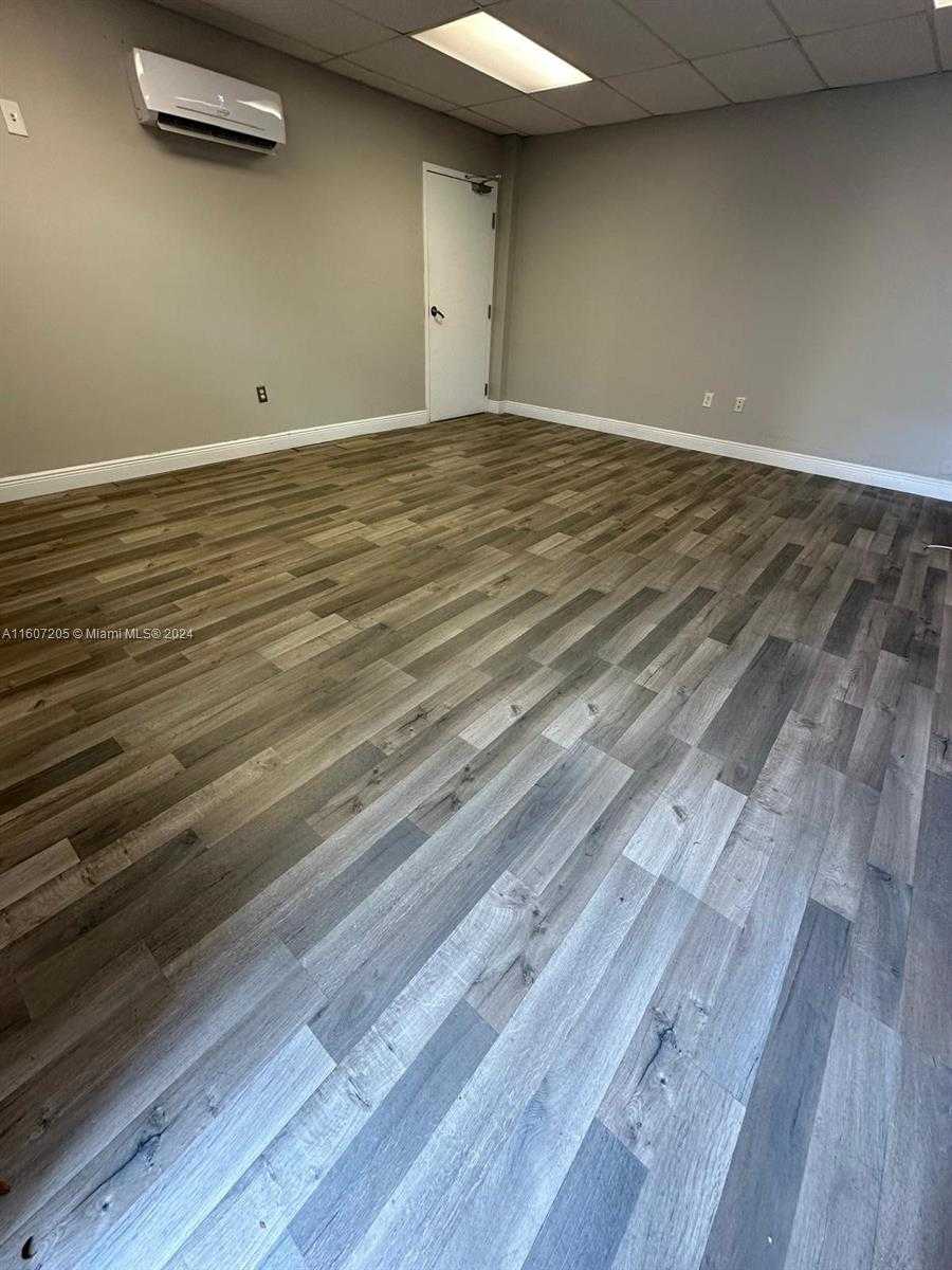 Imagen de Pequeño Objeto