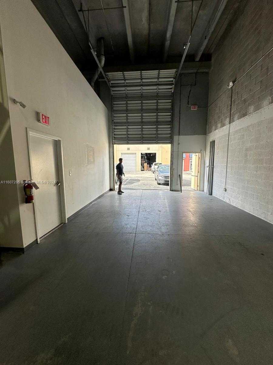 Imagen de Pequeño Objeto