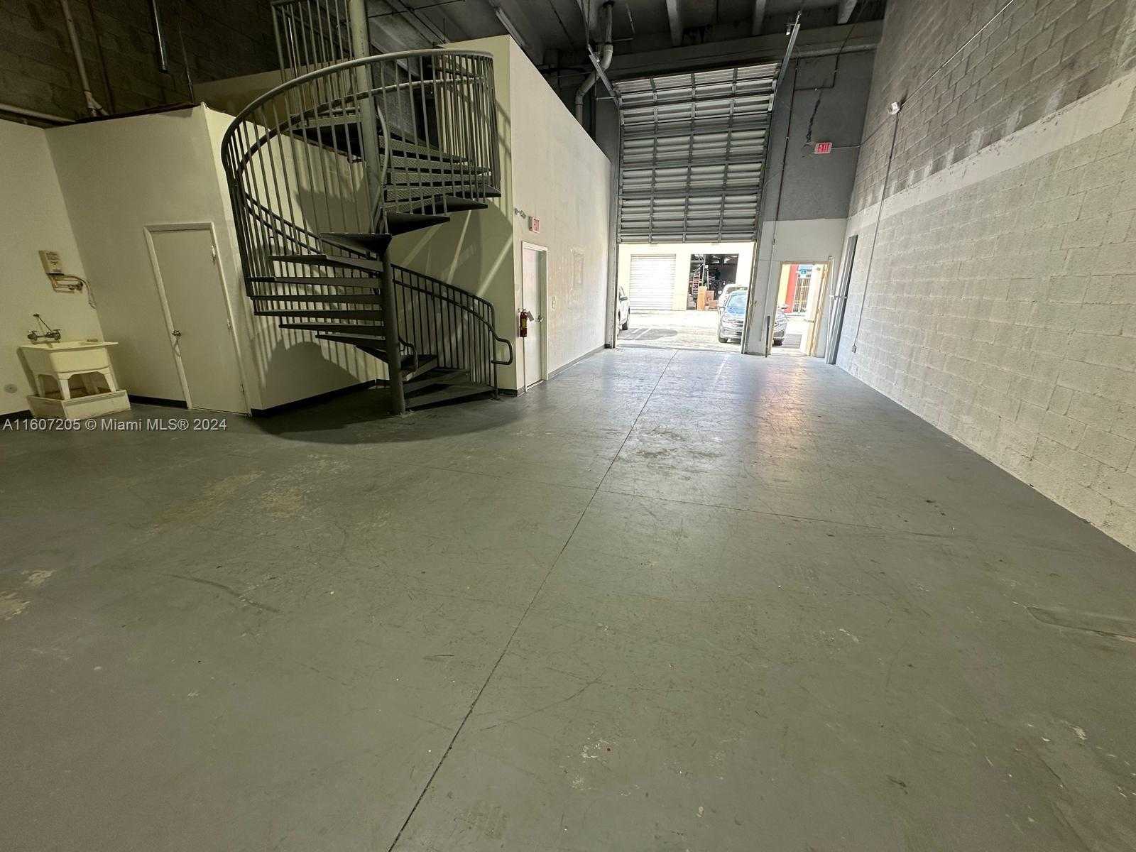 Imagen de Pequeño Objeto