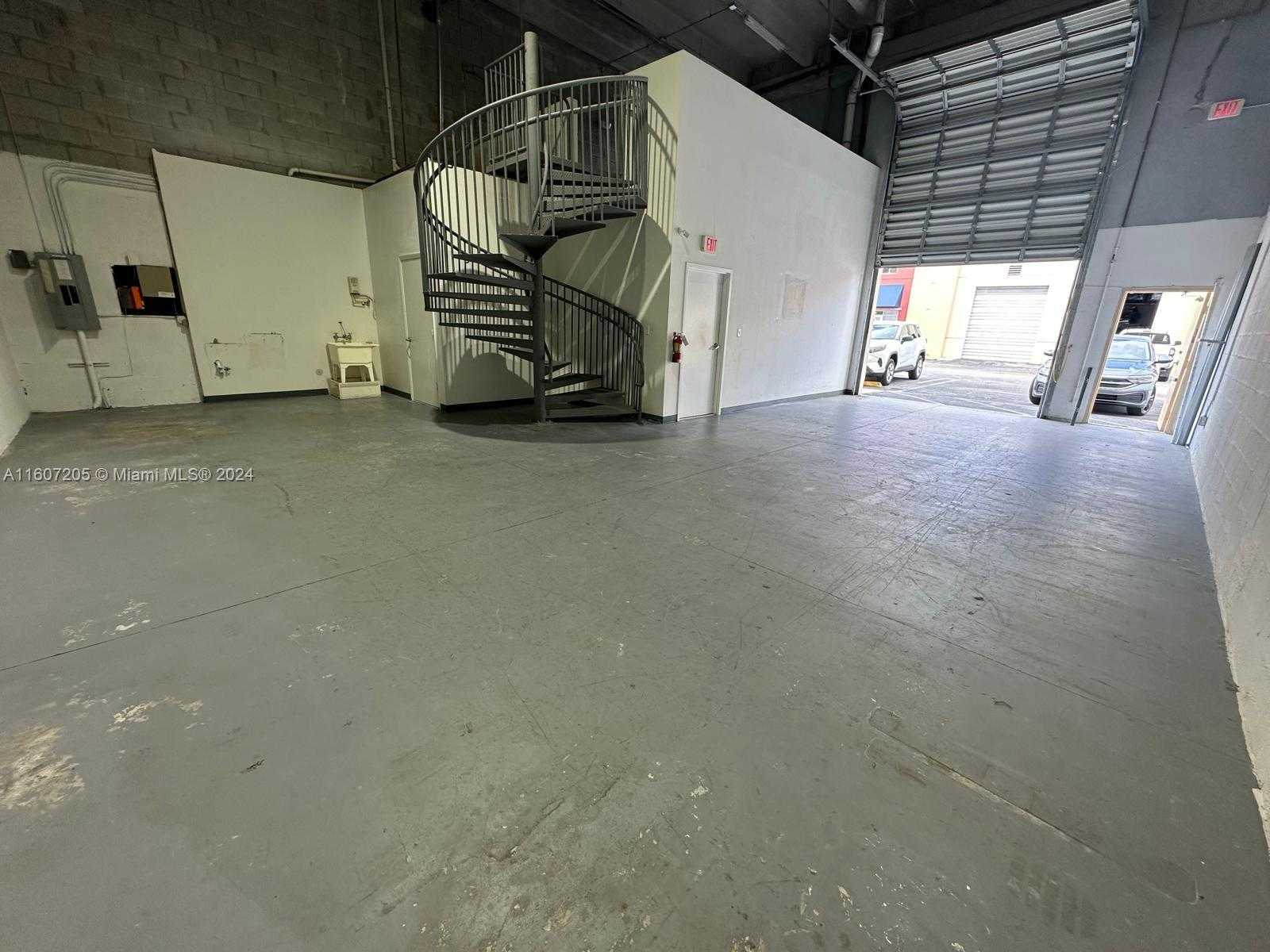 Imagen de Pequeño Objeto