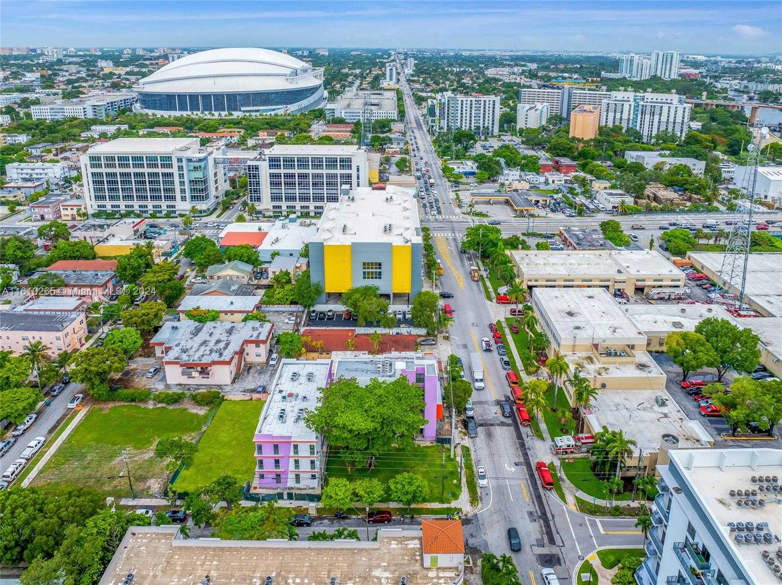 Small Image of 626 NORTH WEST 11TH AVE, Miami Number 30
