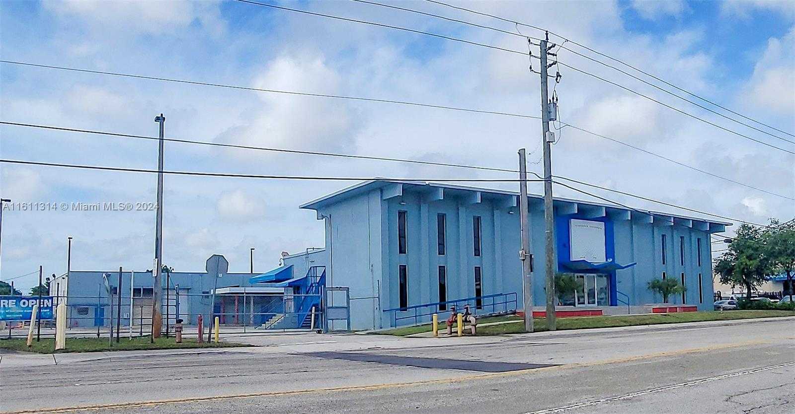 Small Image of 7320 NW 58th St, Miami, FL 33166, USA Number 2