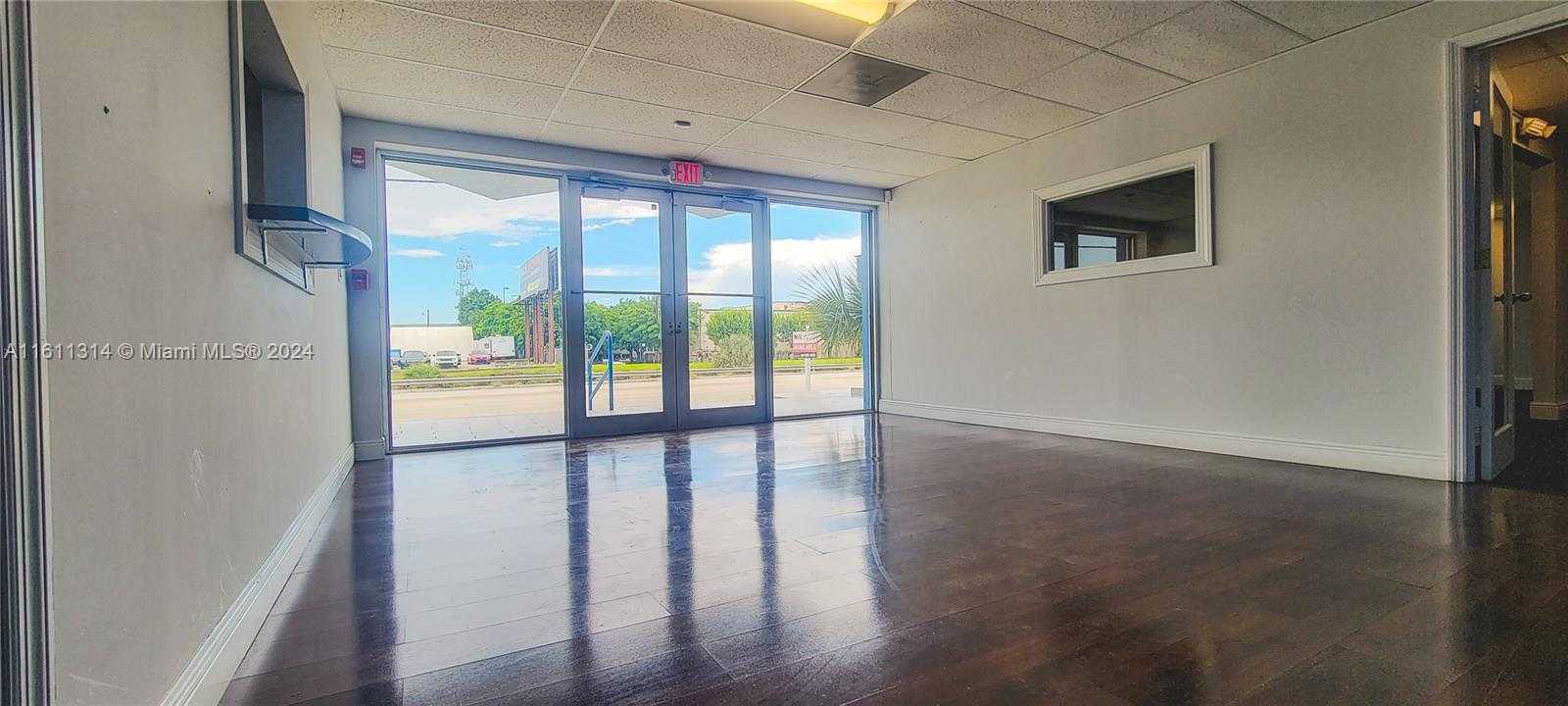 Small Image of 7320 NW 58th St, Miami, FL 33166, USA Number 6