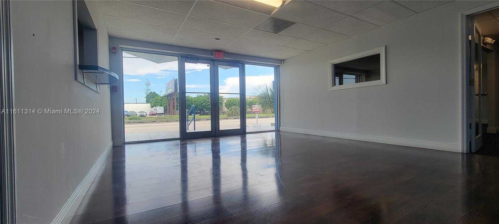 Small Image of 7320 NW 58th St, Miami, FL 33166, USA Number 8