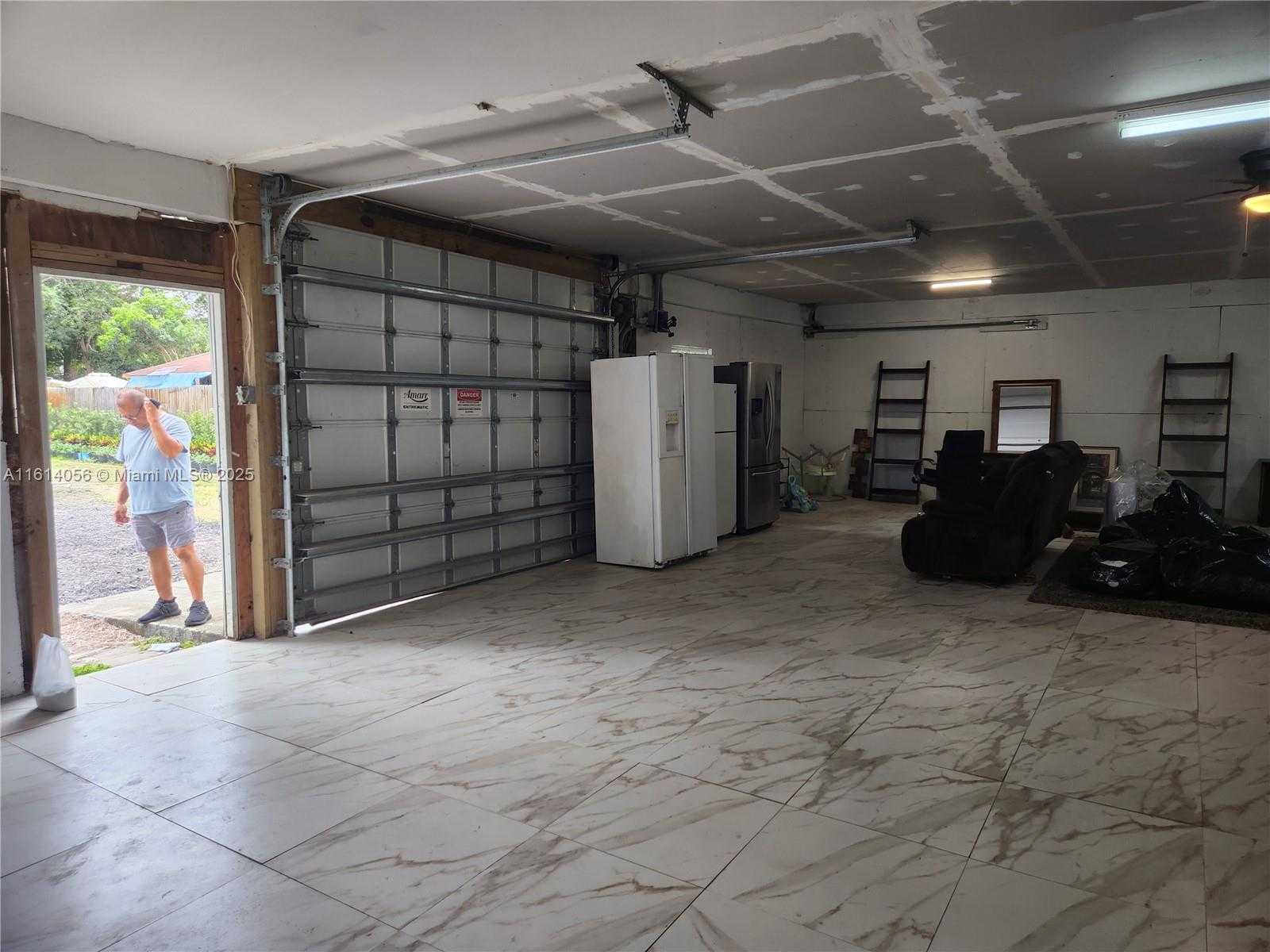 Small Image of 2650 SOUTH WEST 154TH AVE, Davie Number 4
