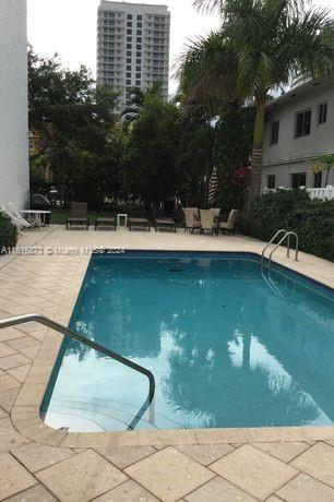 Small Image of 520 ORTON AVE #201, 204, 403, Fort Lauderdale Number 31