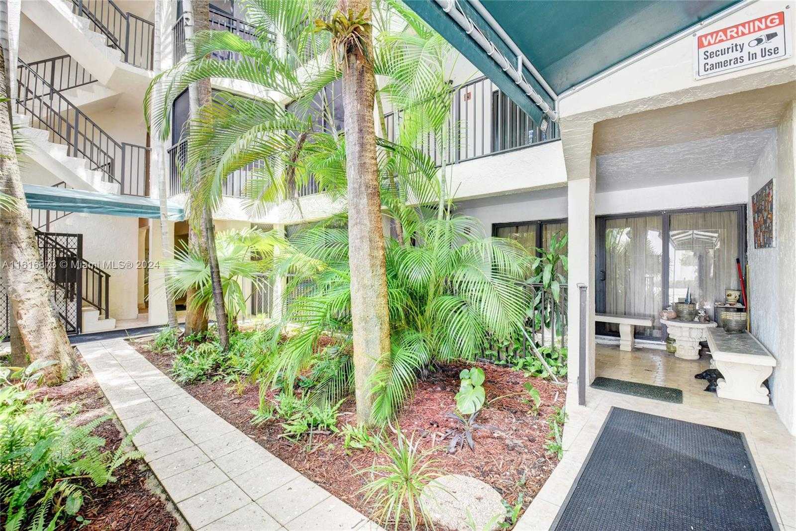 Small Image of 520 ORTON AVE #201, 204, 403, Fort Lauderdale Number 34