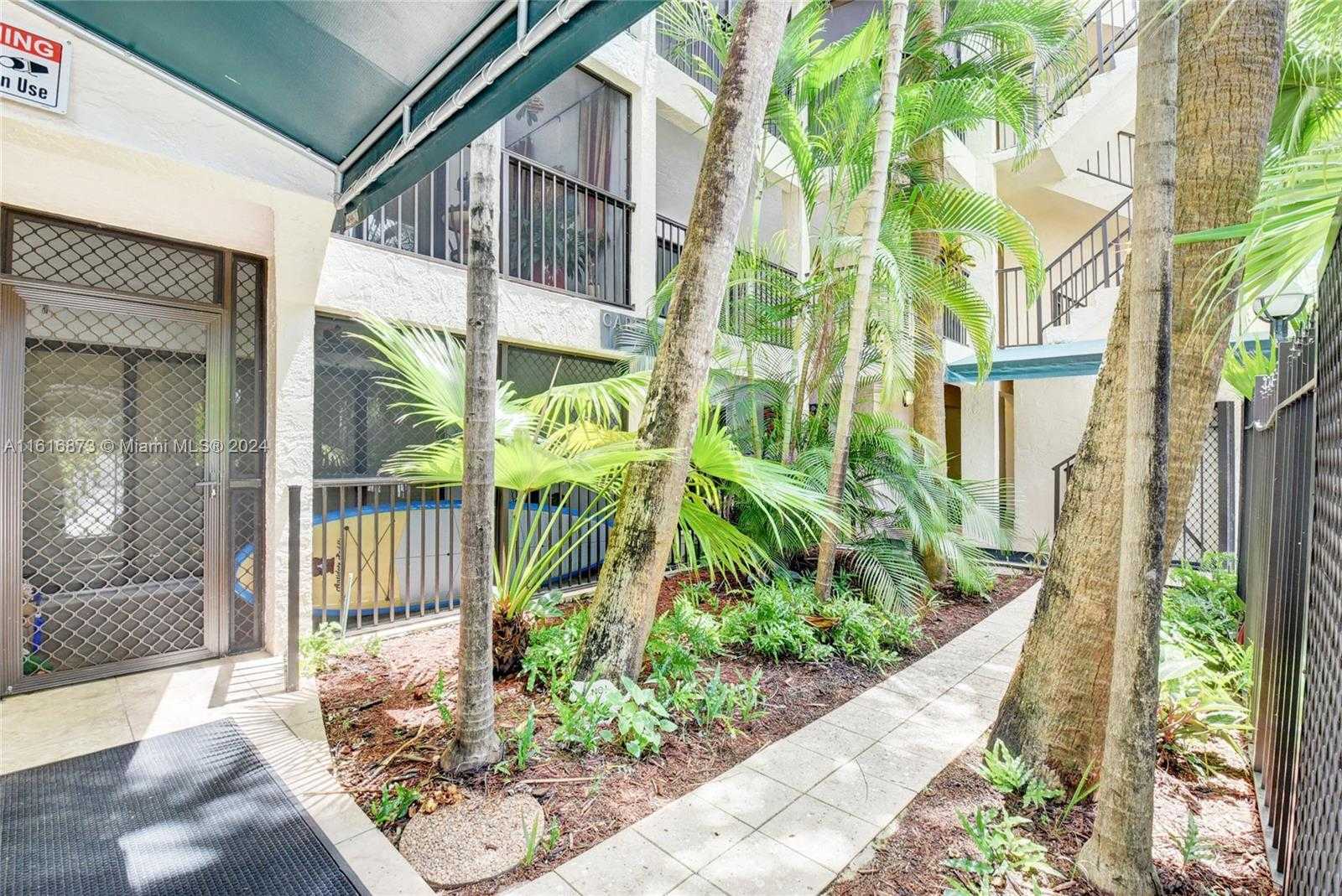 Small Image of 520 ORTON AVE #201, 204, 403, Fort Lauderdale Number 35