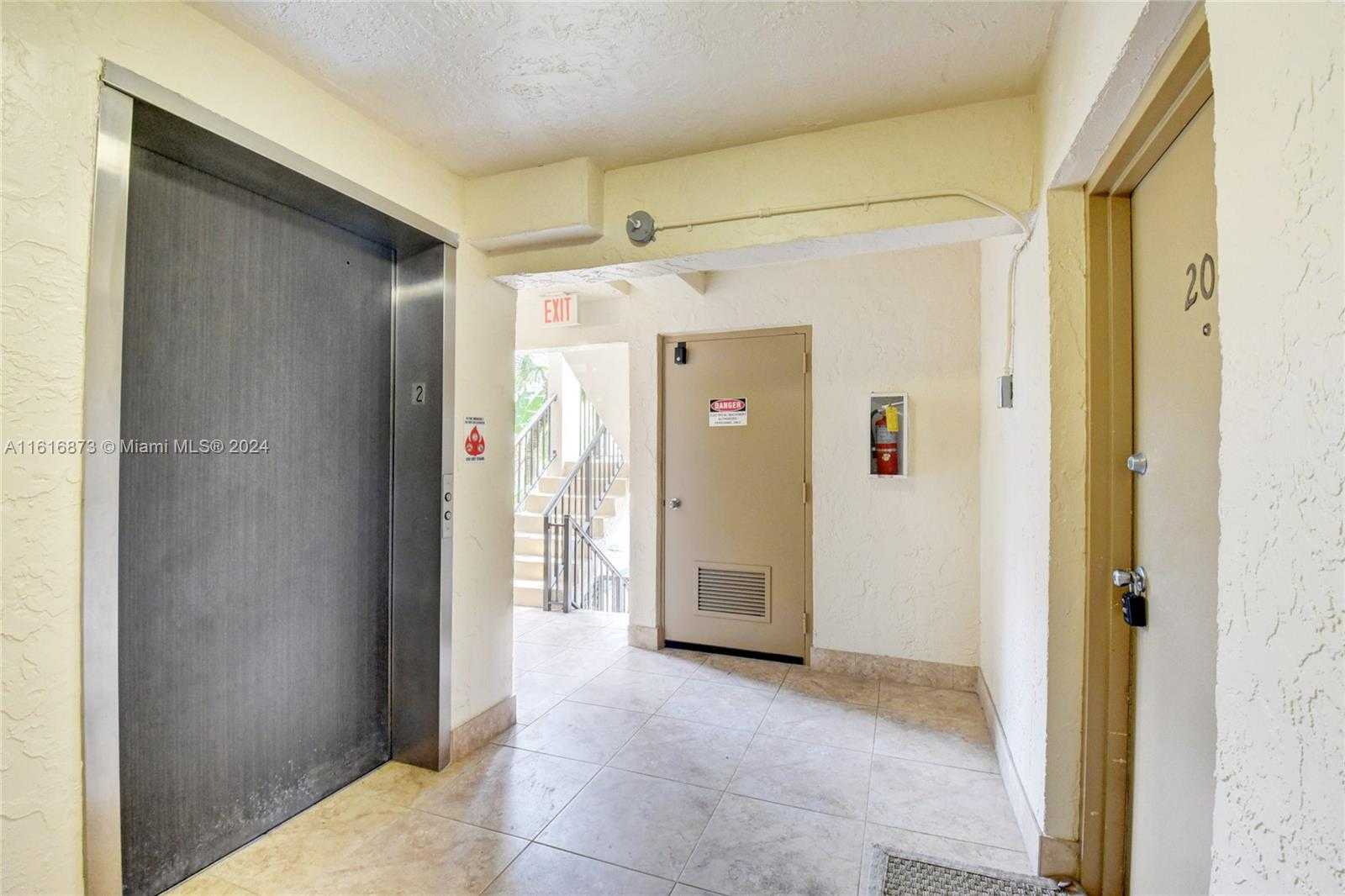 Small Image of 520 ORTON AVE #201, 204, 403, Fort Lauderdale Number 42