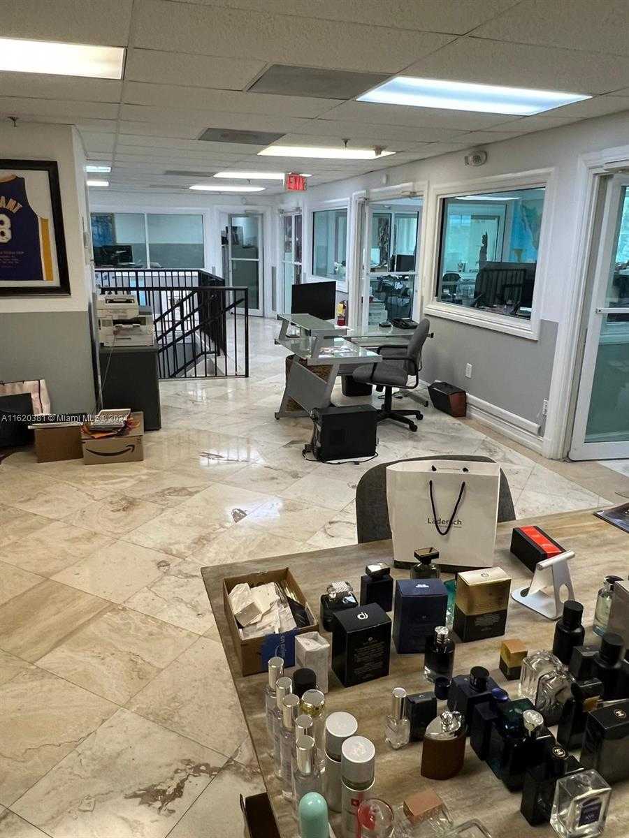 Small Image of 8299 NORTH WEST 30TH TER, Doral Number 13