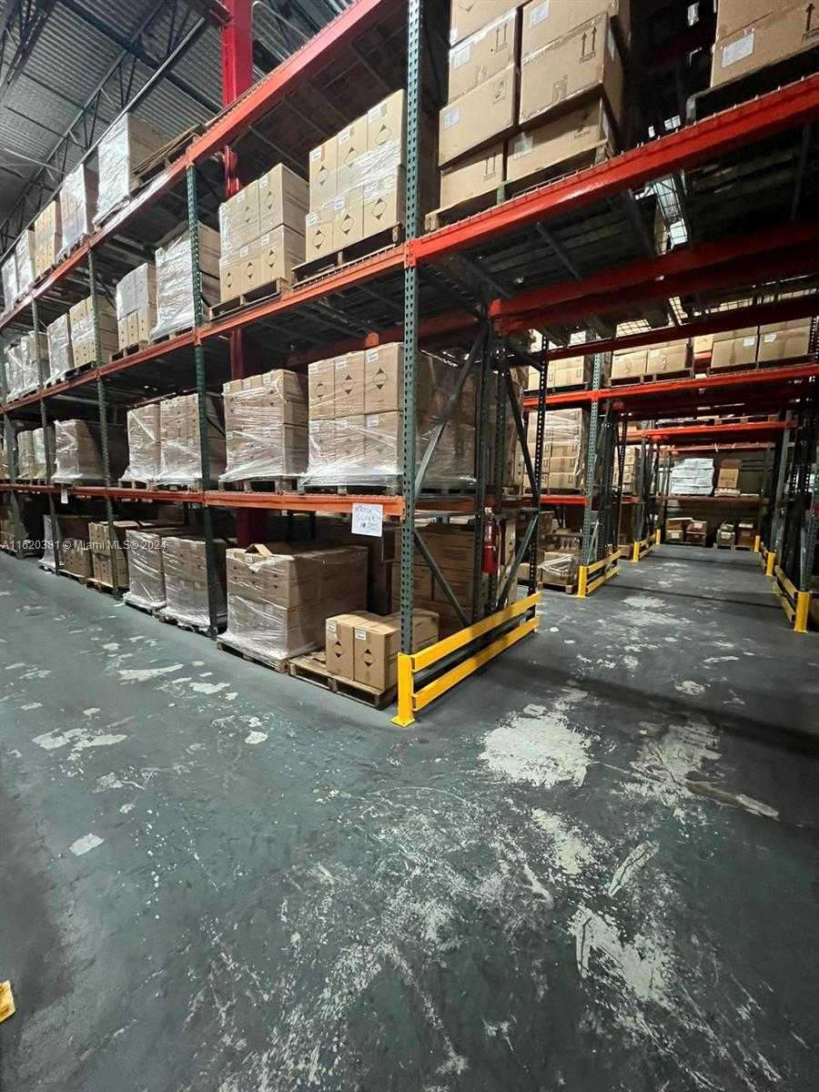 Small Image of 8299 NORTH WEST 30TH TER, Doral Number 6