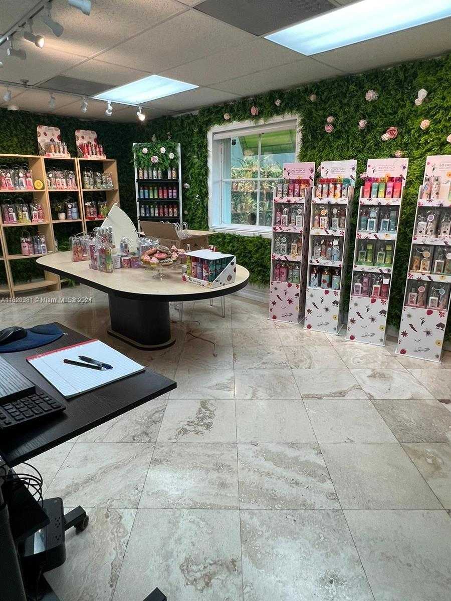 Small Image of 8299 NORTH WEST 30TH TER, Doral Number 8