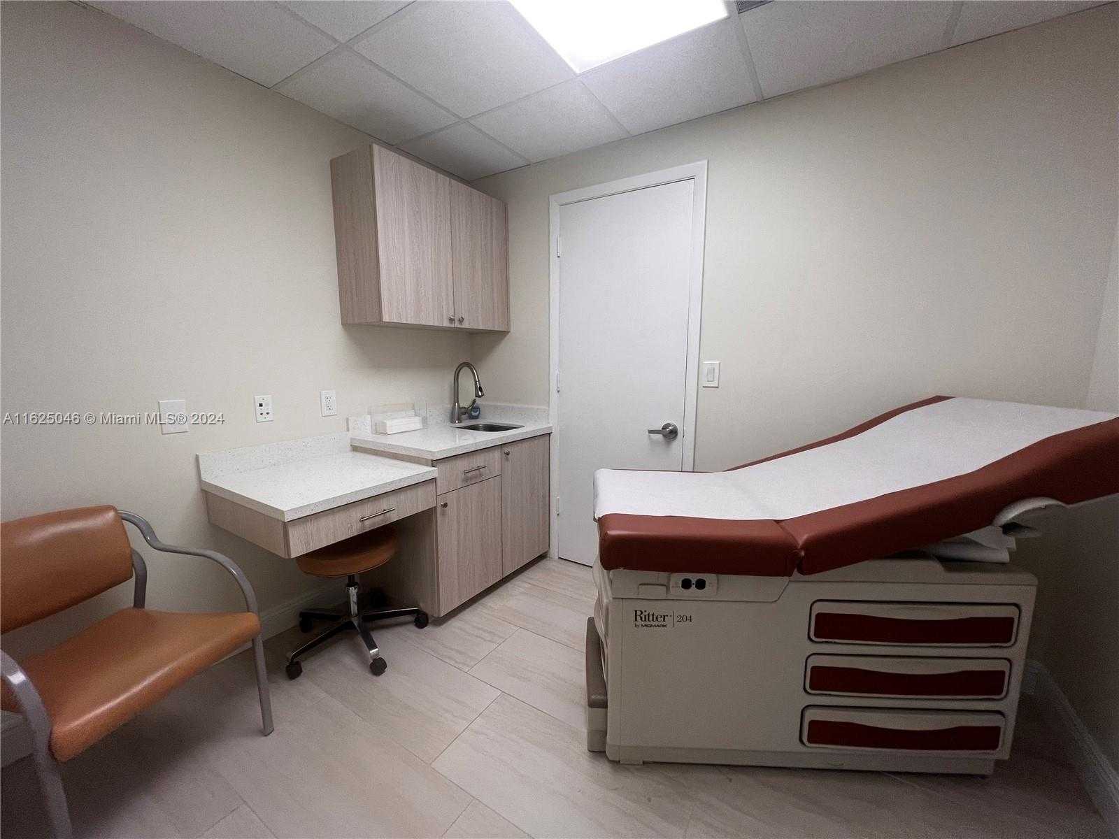 Small Image of 1 SOUTH WEST 129TH AVE #401, Pembroke Pines Number 11