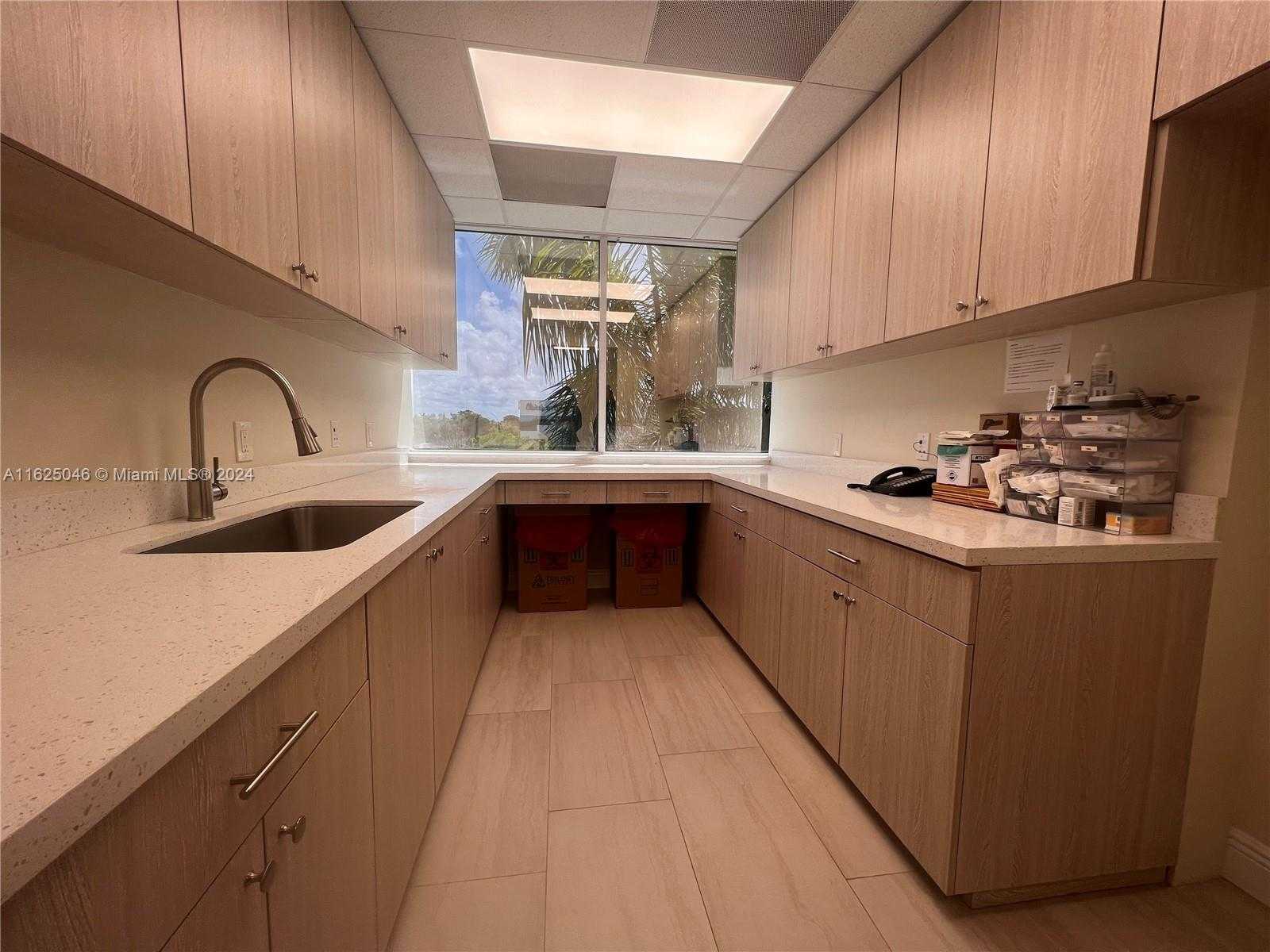 Small Image of 1 SOUTH WEST 129TH AVE #401, Pembroke Pines Number 15