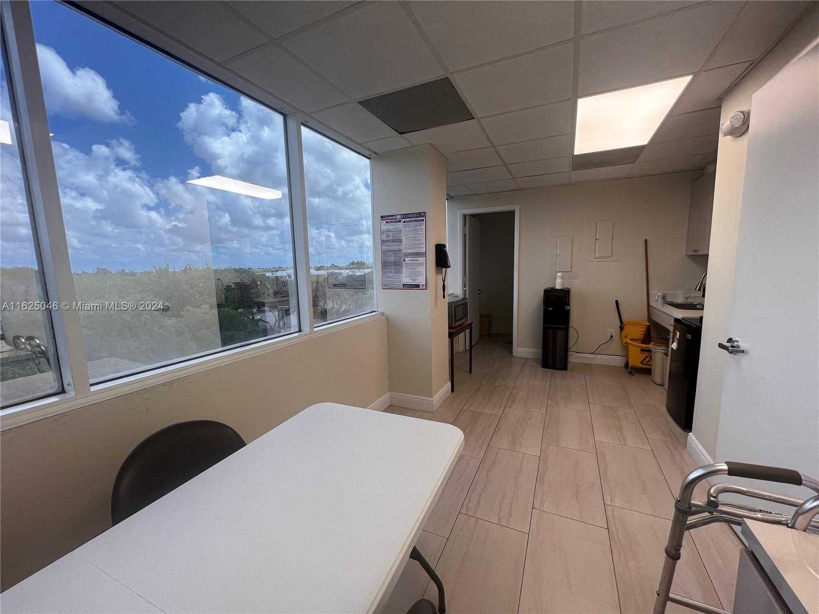 Small Image of 1 SOUTH WEST 129TH AVE #401, Pembroke Pines Number 2