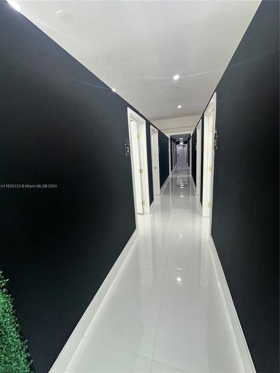 Small Image of 2389 SOUTH WEST 22ND ST #2397, Miami Number 7