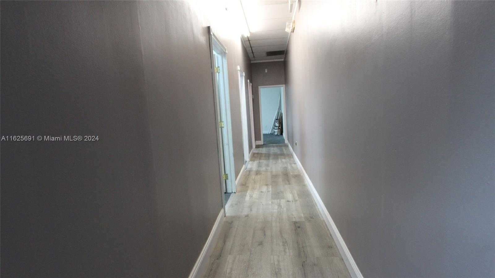 Small Image of 1620 NORTH EAST 148 ST #1630, North Miami Number 9