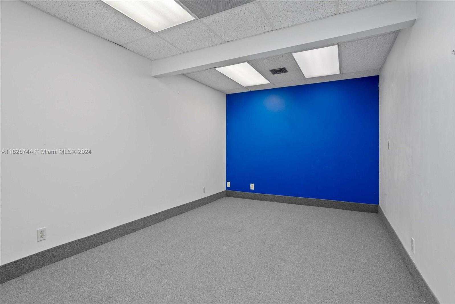 Small Image of 2001 CYPRESS CREEK #207-209, Fort Lauderdale Number 14