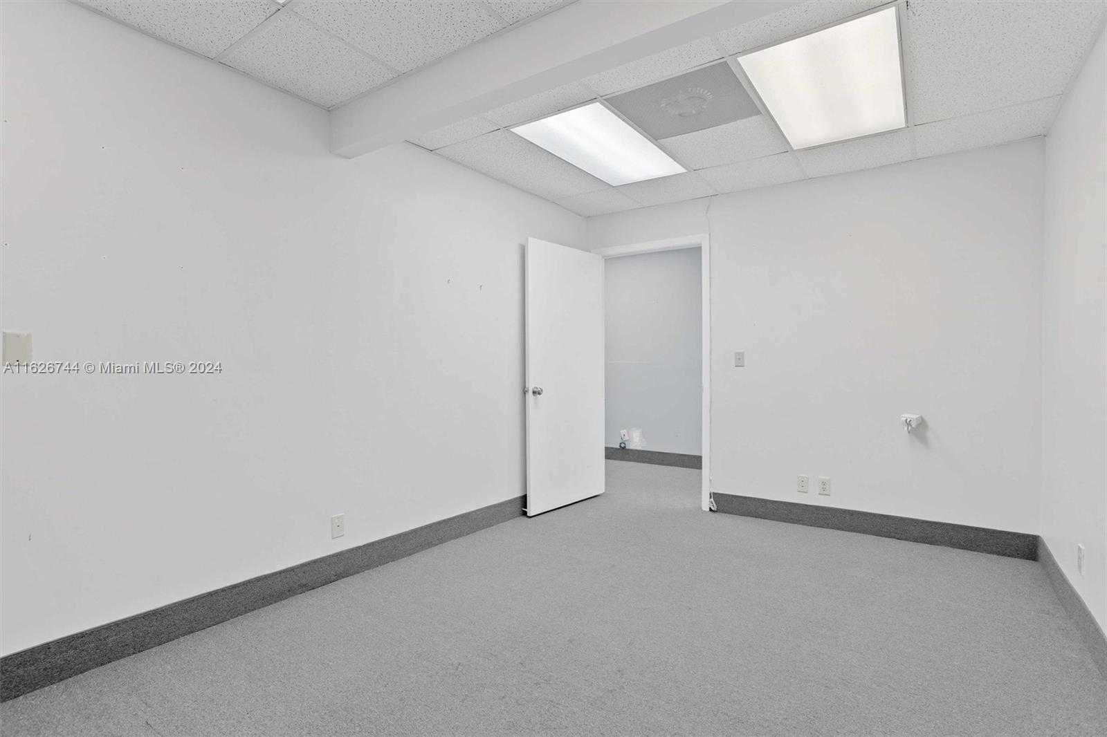 Small Image of 2001 CYPRESS CREEK #207-209, Fort Lauderdale Number 15