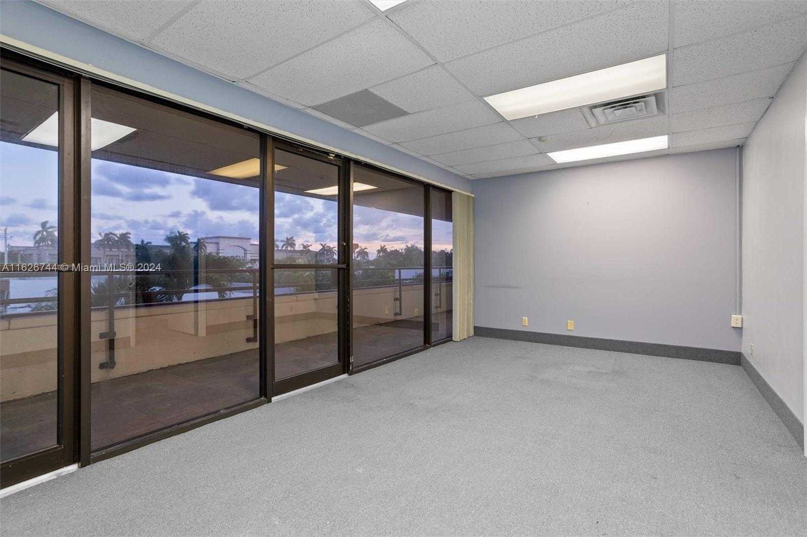 Small Image of 2001 CYPRESS CREEK #207-209, Fort Lauderdale Number 19