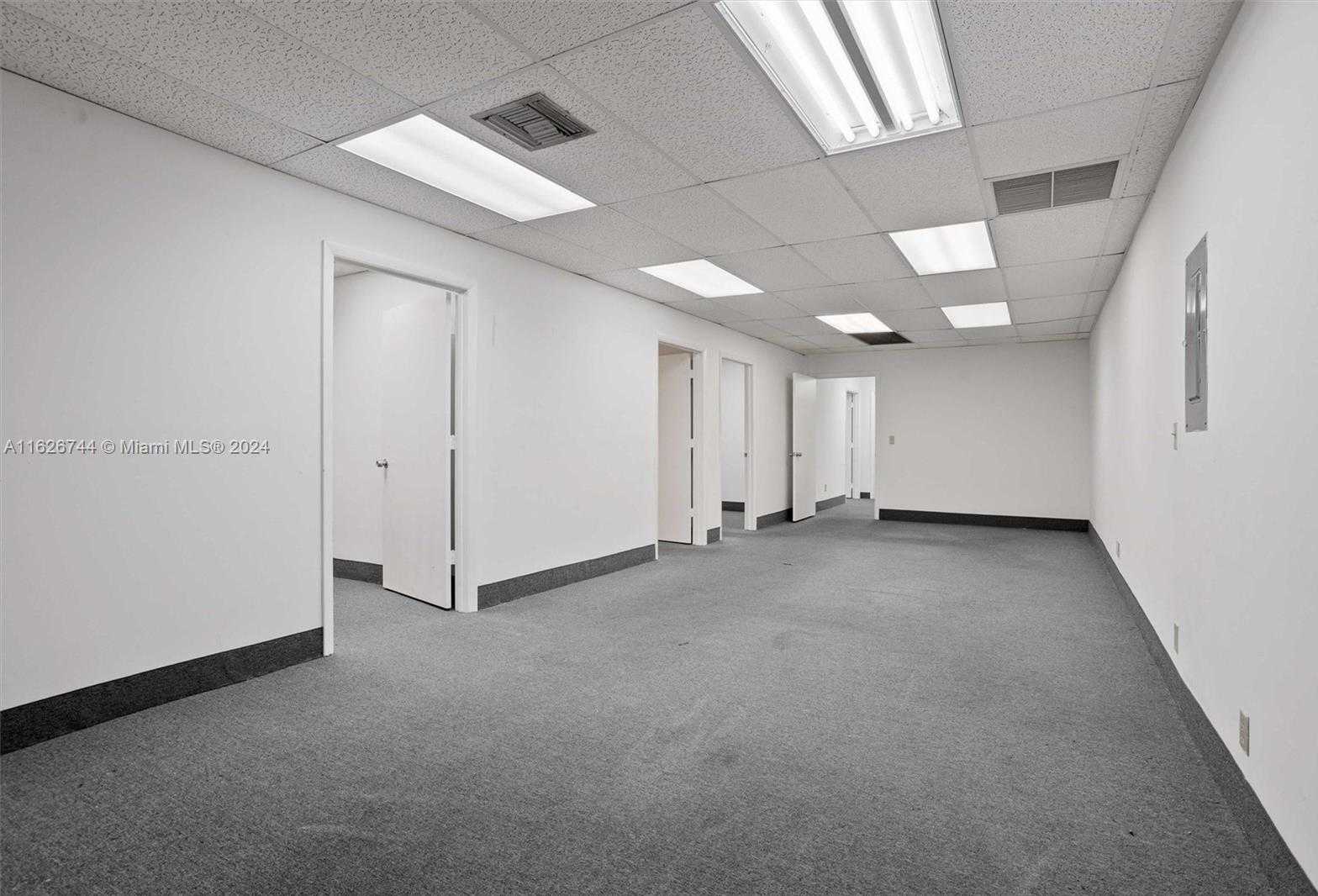 Small Image of 2001 CYPRESS CREEK #207-209, Fort Lauderdale Number 21