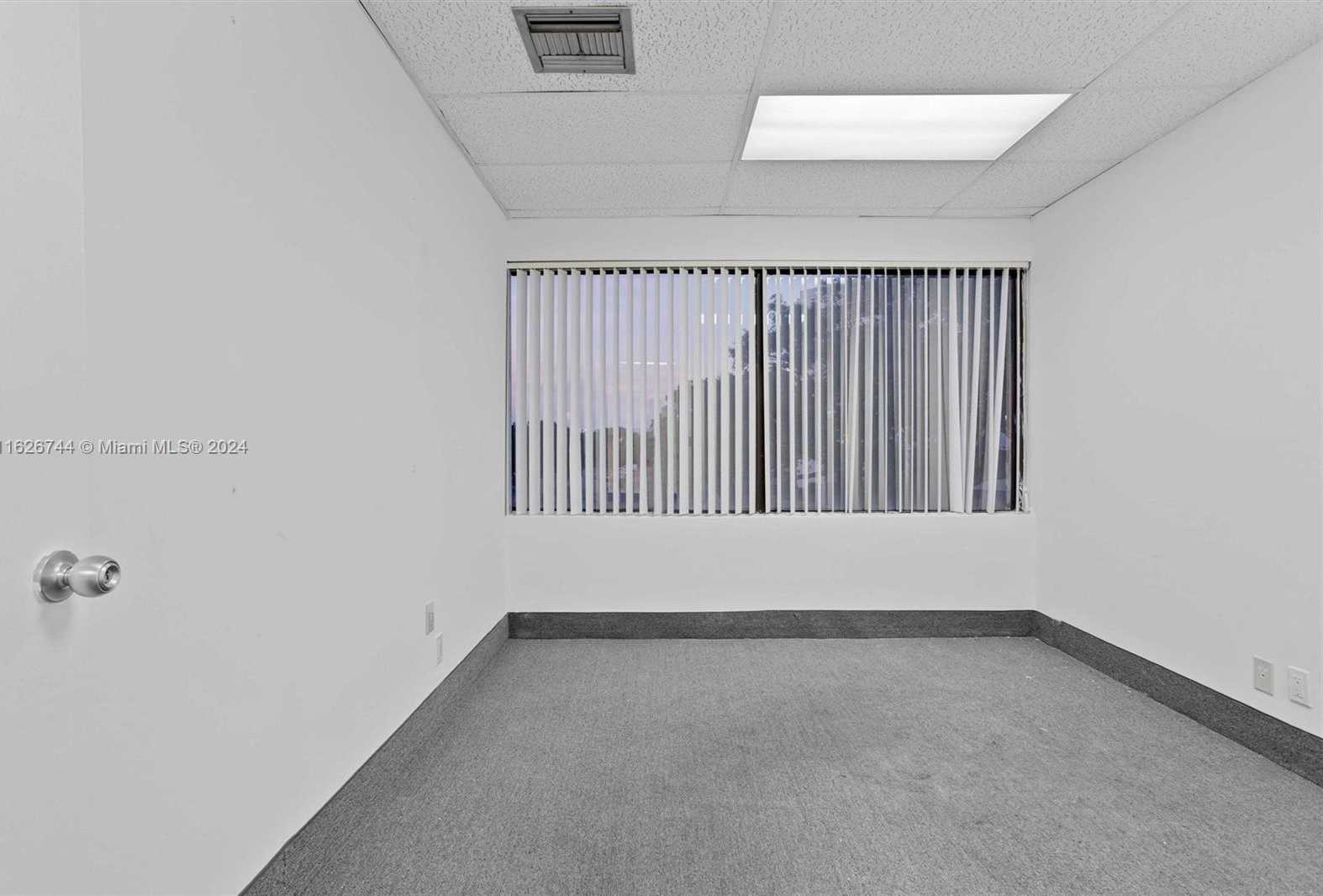 Small Image of 2001 CYPRESS CREEK #207-209, Fort Lauderdale Number 26