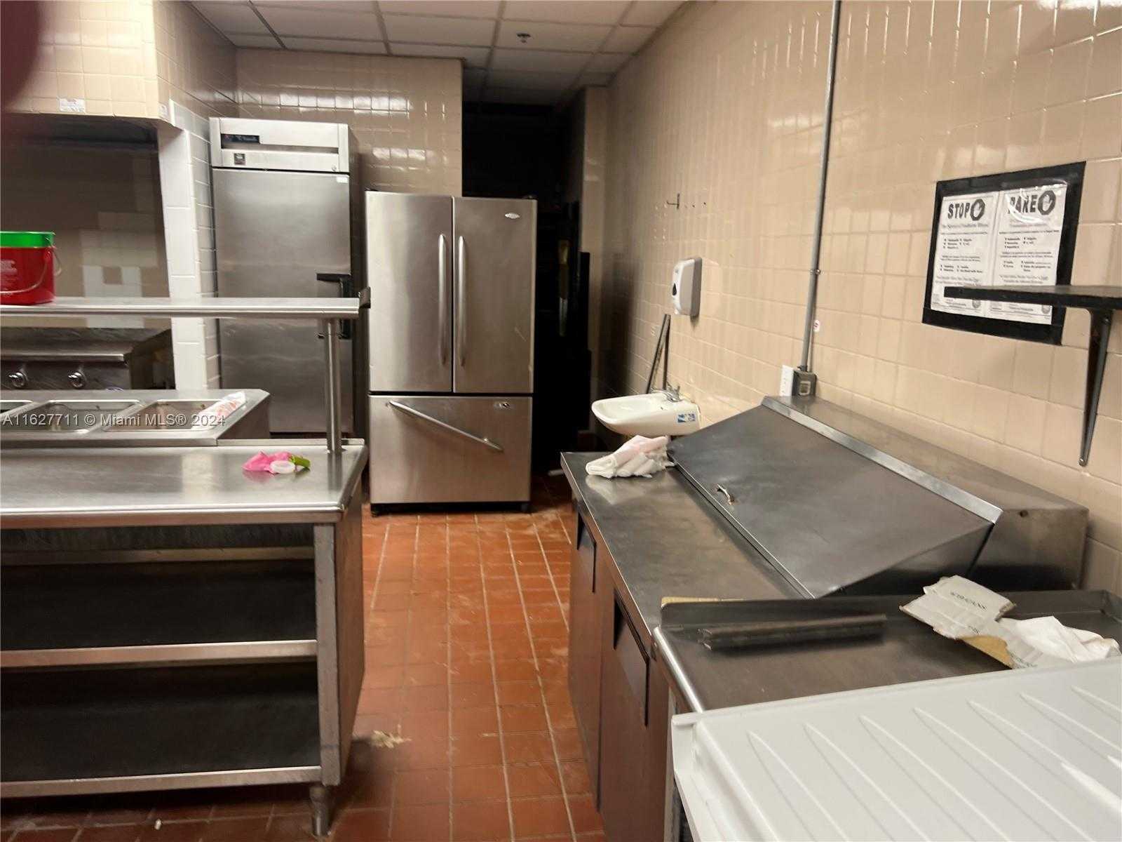 Small Image of 148 NORTH WEST 167TH ST, Miami Number 19