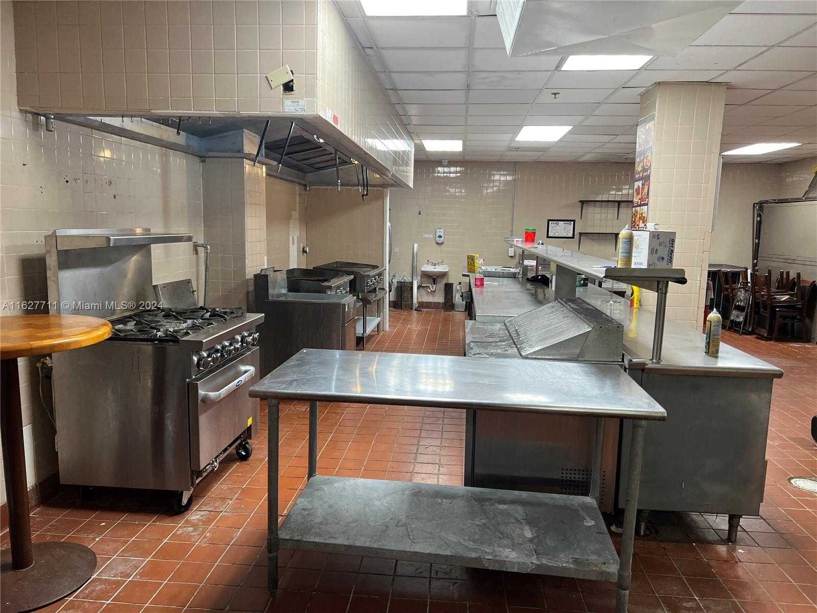 Small Image of 148 NORTH WEST 167TH ST, Miami Number 8