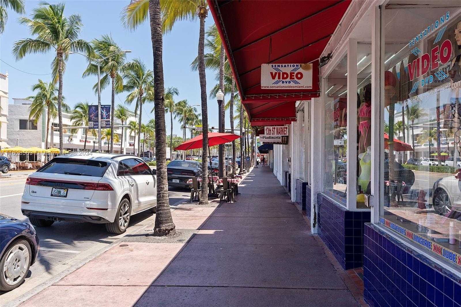 Small Image of 1323 WASHINGTON AVE, Miami Beach Number 6