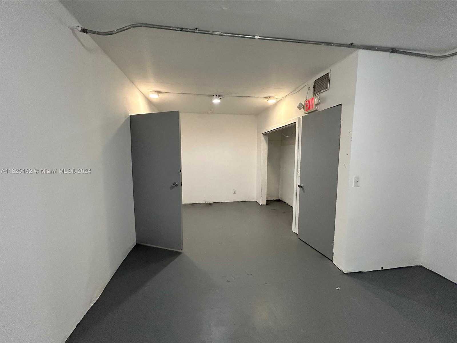 Small Image of 1100 SOUTH DIXIE HWY, Hollywood Number 9