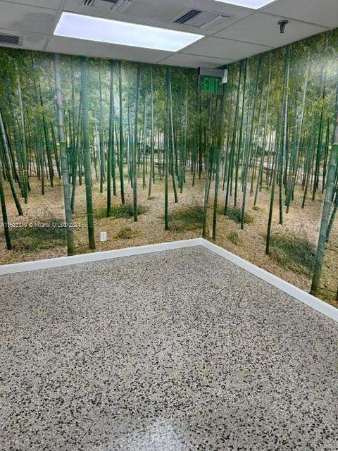 Small Image of 1000 LINCOLN RD #240, Miami Beach Number 3