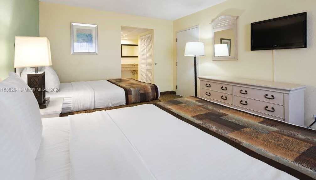 Small Image of 411 SOUTH KROME AVE, Florida City Number 6