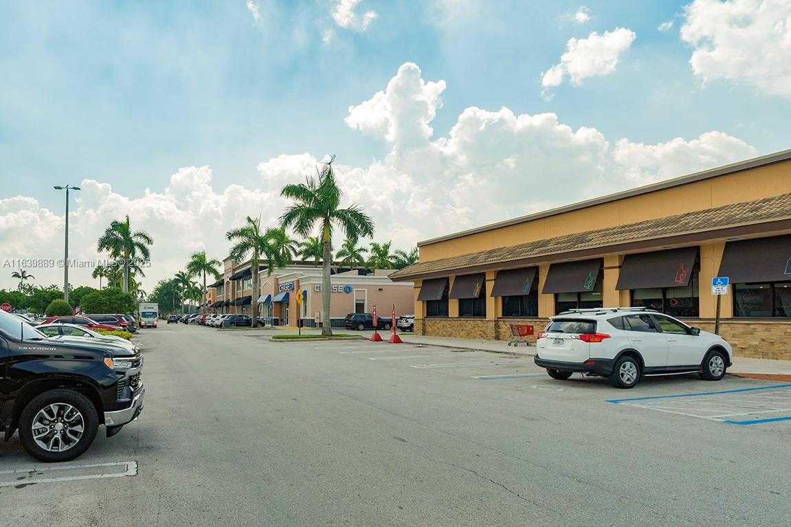 Small Image of 12610 SOUTH WEST 120TH ST, Miami Number 19