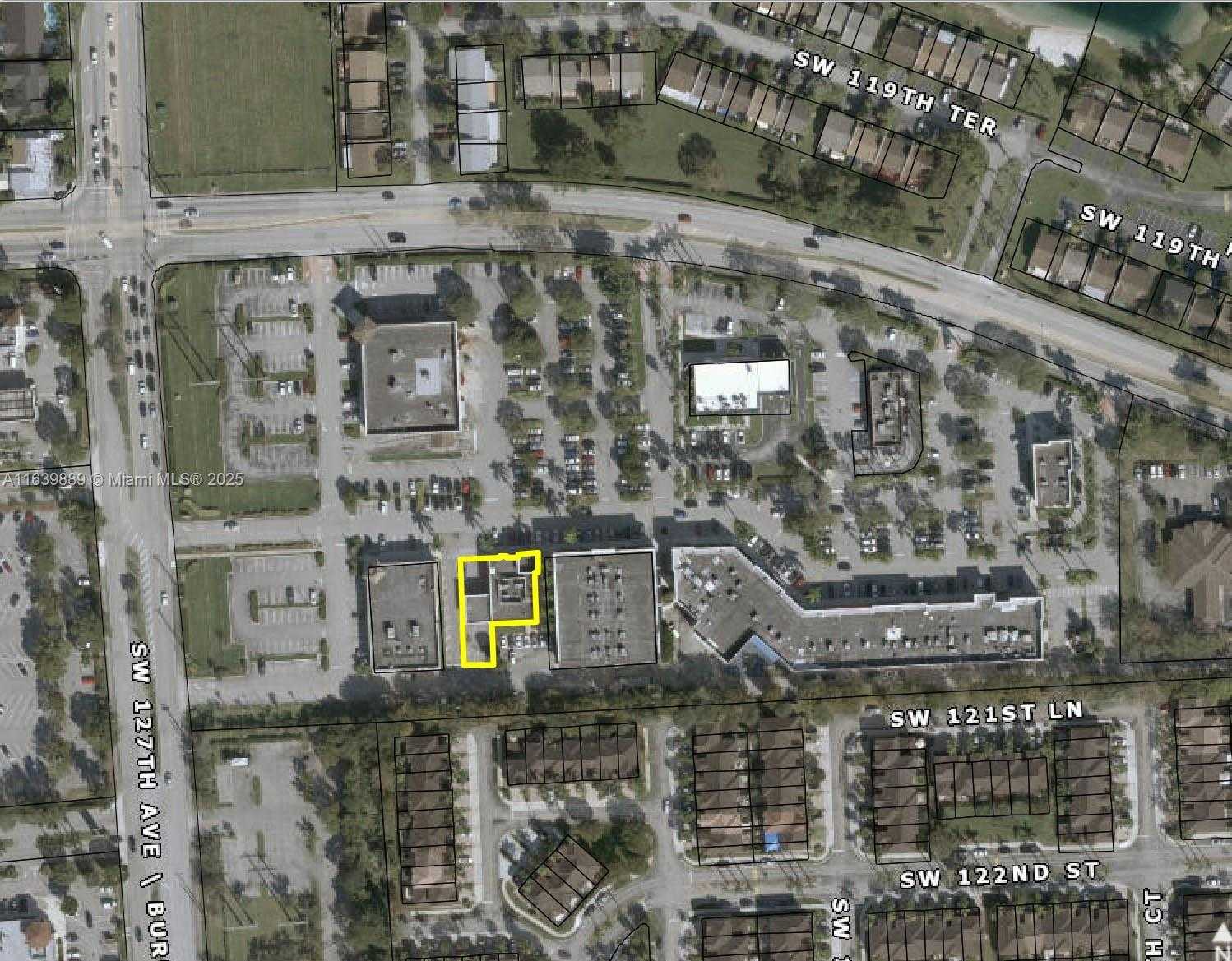 Small Image of 12610 SOUTH WEST 120TH ST, Miami Number 3