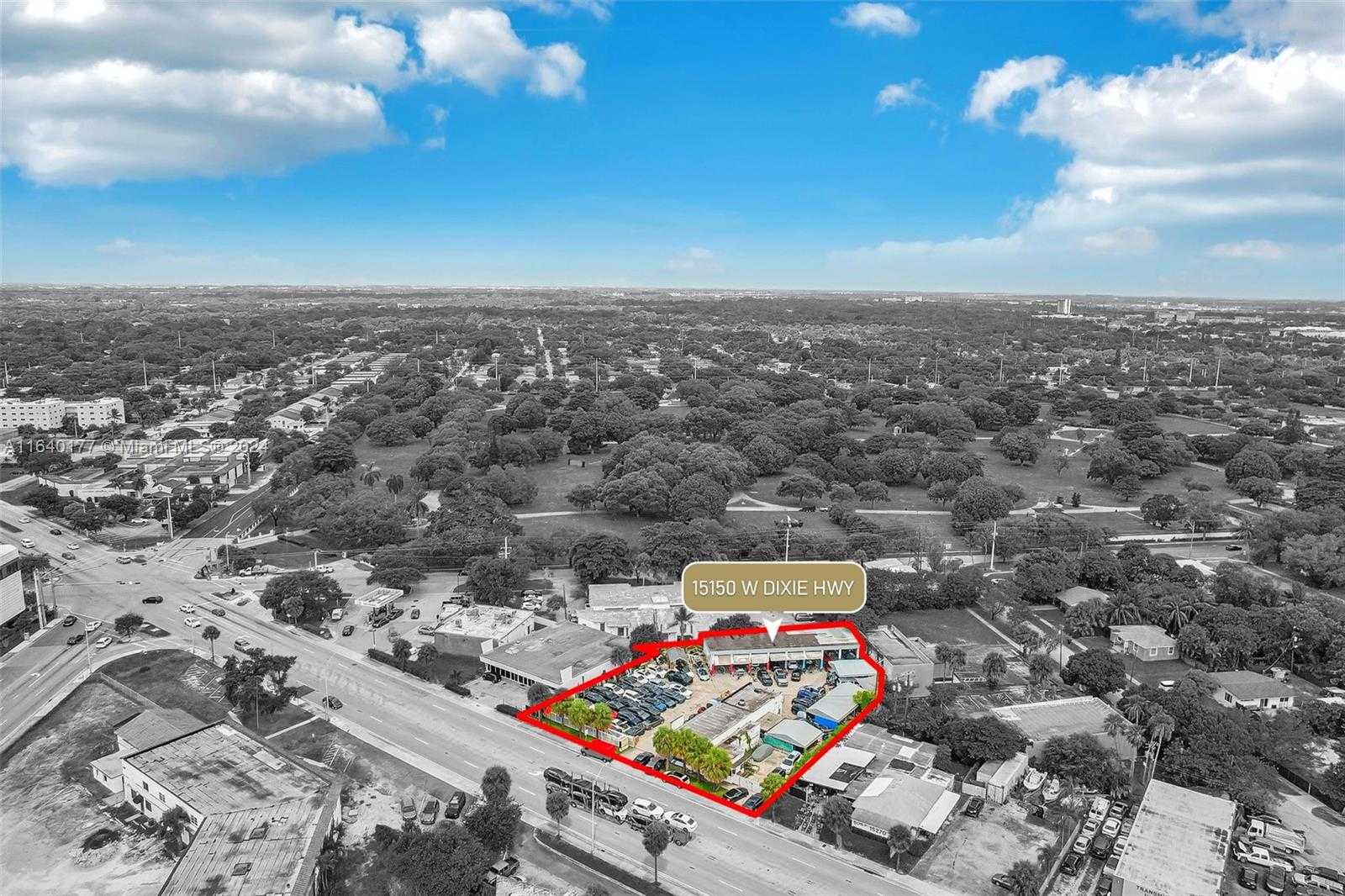 Small Image of 15150 WEST DIXIE HWY, North Miami Beach Number 2