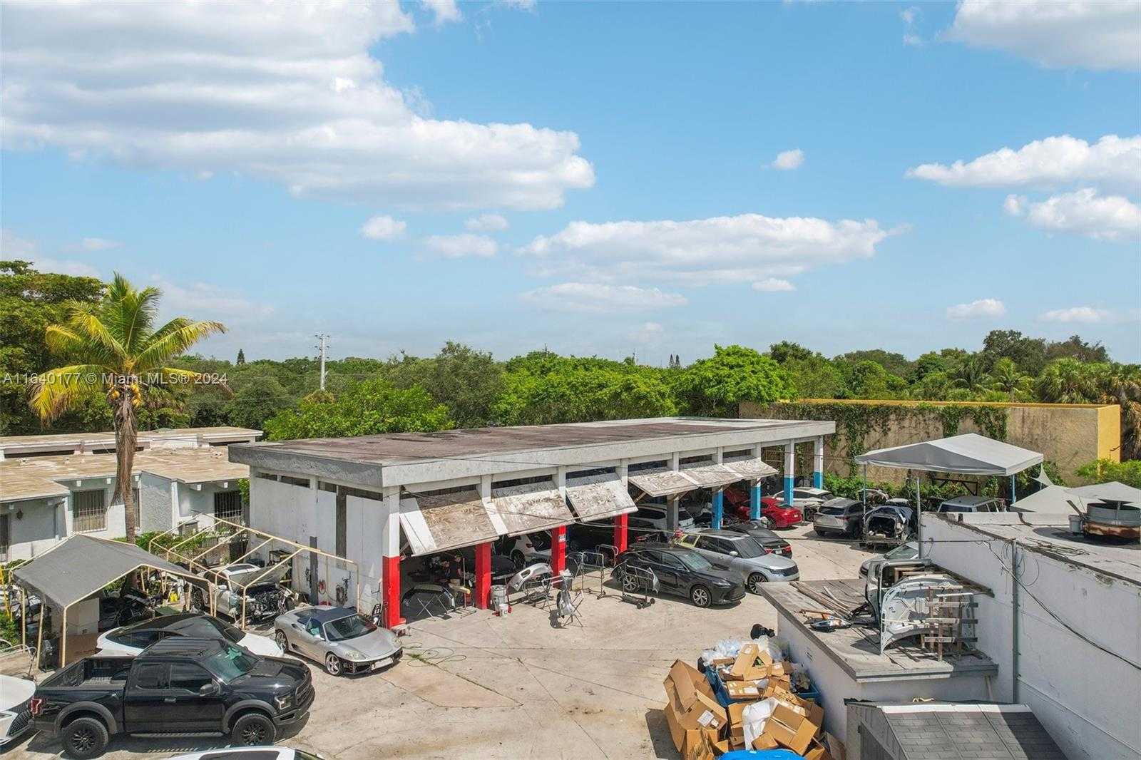 Small Image of 15150 WEST DIXIE HWY, North Miami Beach Number 7