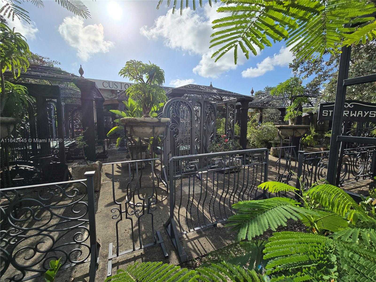 Small Image of 102 NORTH FEDERAL HWY, Dania Beach Number 1