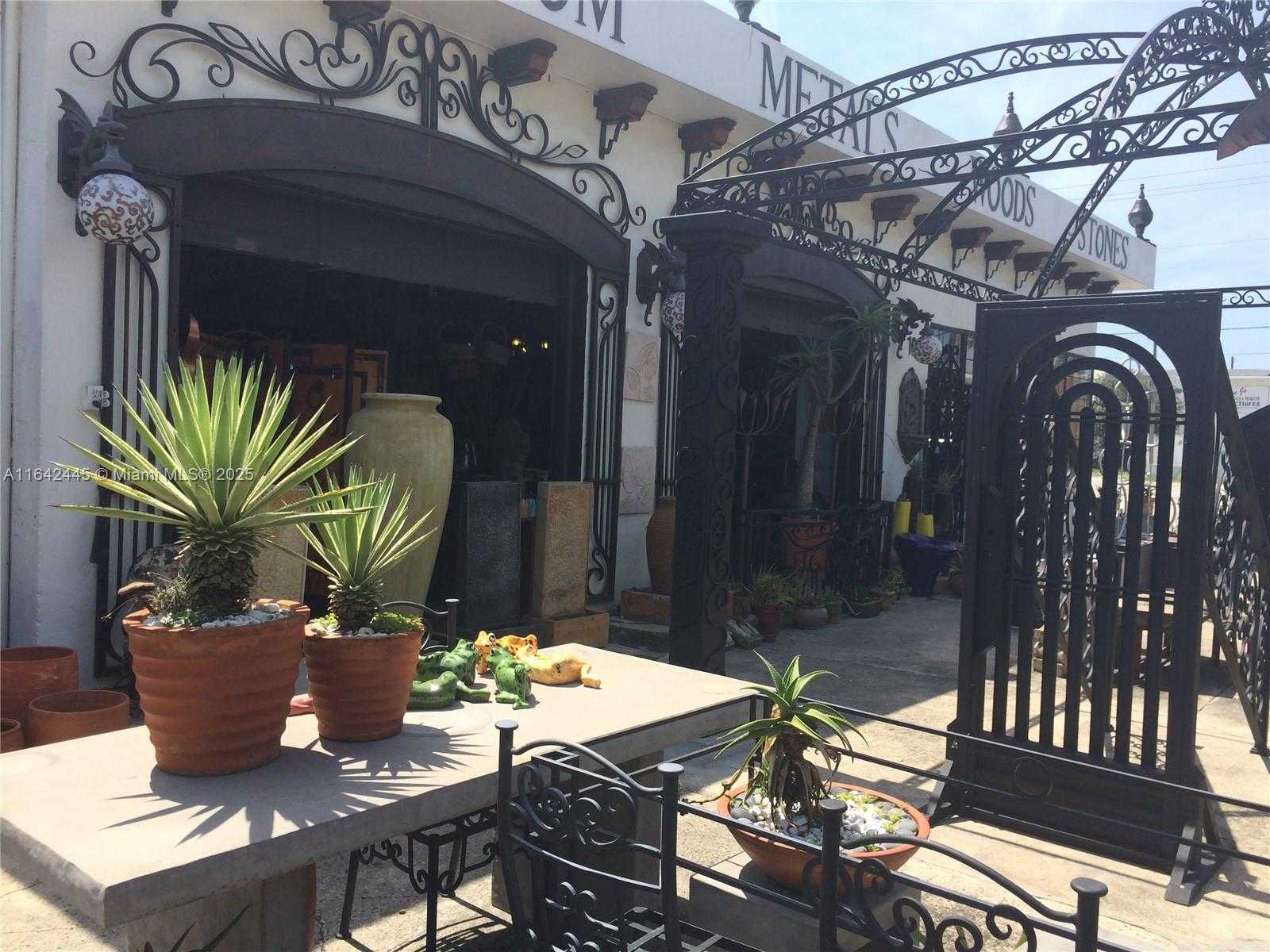 Small Image of 102 NORTH FEDERAL HWY, Dania Beach Number 11