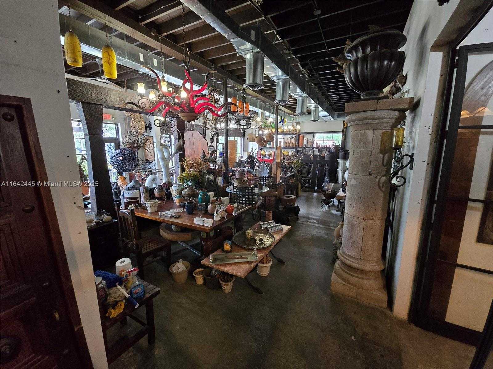 Small Image of 102 NORTH FEDERAL HWY, Dania Beach Number 15