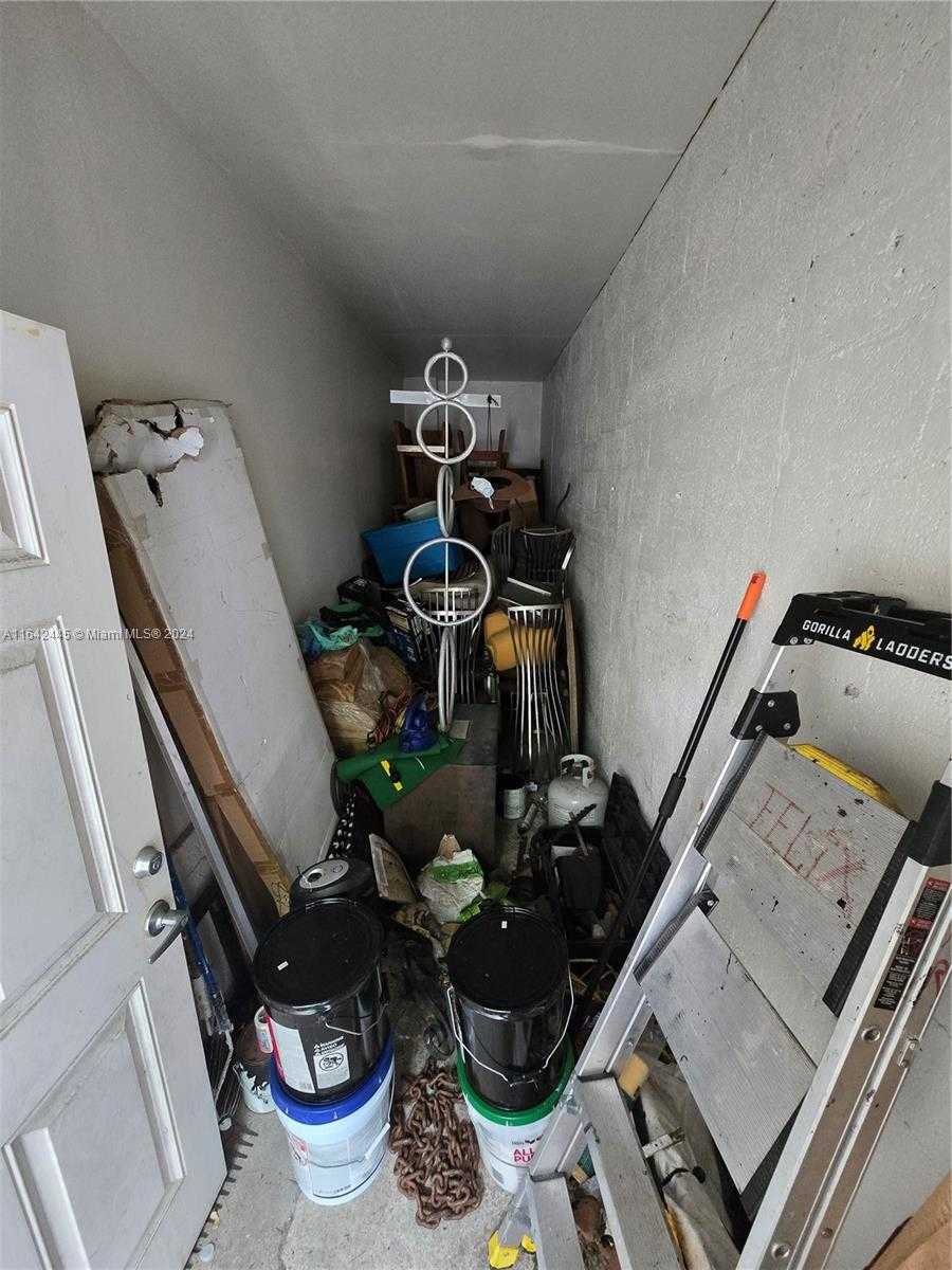 Small Image of 102 NORTH FEDERAL HWY, Dania Beach Number 21