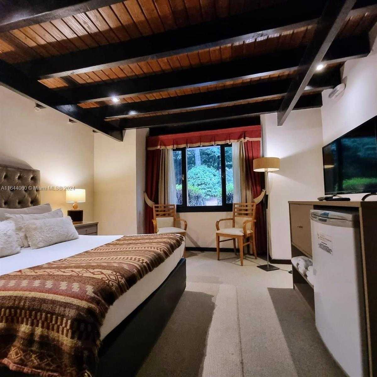 Small Image of PUERTO MANZANO VILLA LA ANGOSTURA, Out of City Number 5
