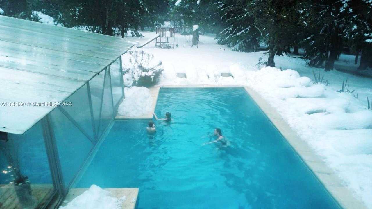 Small Image of PUERTO MANZANO VILLA LA ANGOSTURA, Out of City Number 9