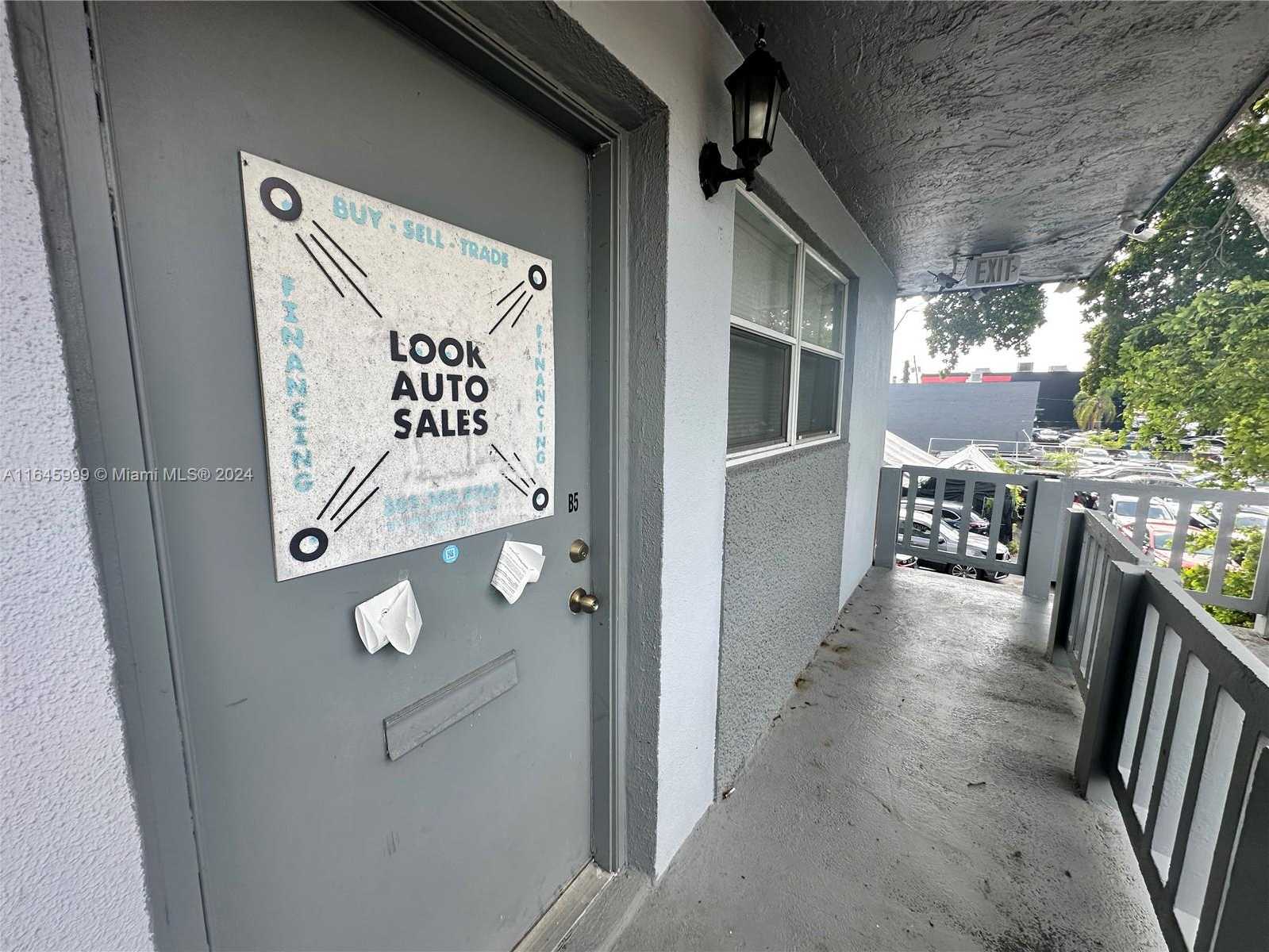 Small Image of 5981 FUNSTON ST #B5, Hollywood Number 3
